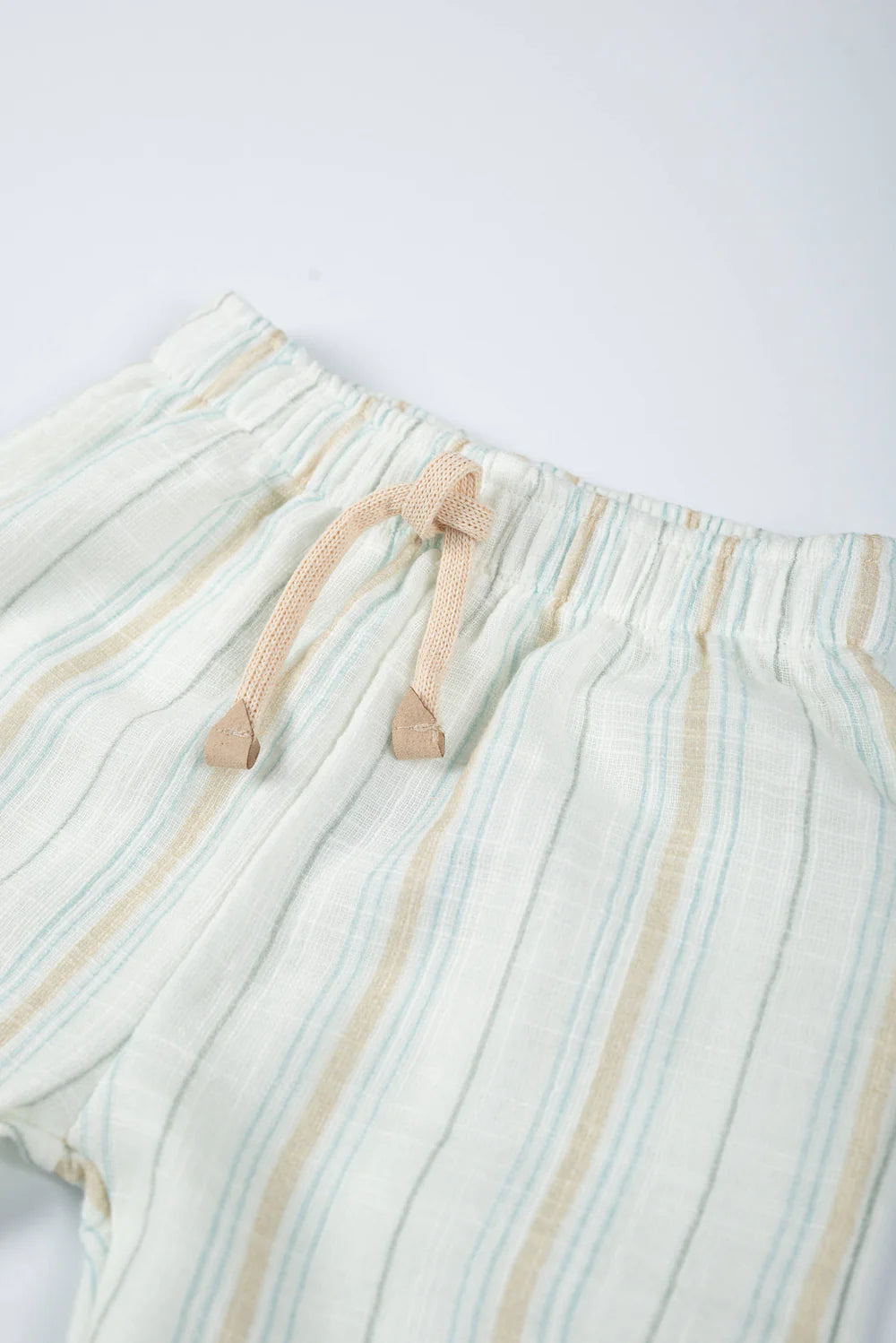 Pants Lino Look